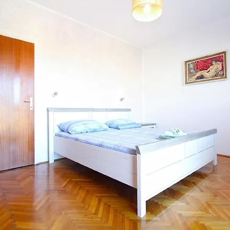 Fuer 8 Personen Ca 130 Qm In Pula, Istrien Istrische Riviera * Pula